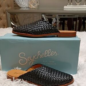 New Seychelles Places To Go Black Leather Woven Mules SZ 6